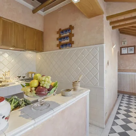 Maggio Palace Halldis Daire Floransa