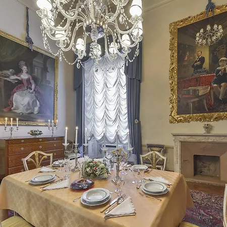 Maggio Palace Halldis Floransa