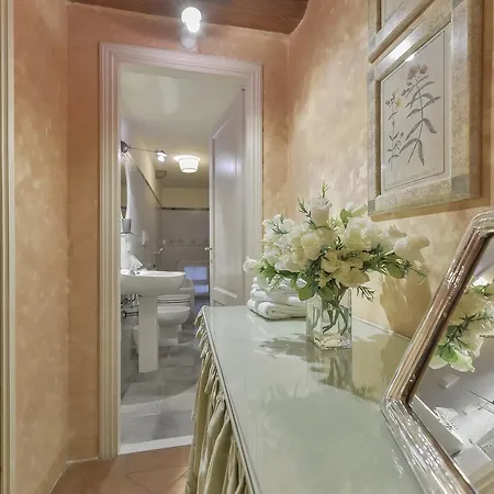 Daire Maggio Palace Halldis